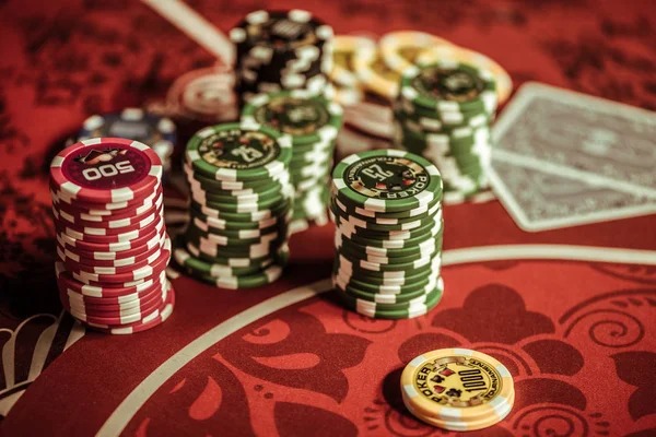 Live dealer BandarQ table BandarQ live dealer interface on ladang toto mobile
